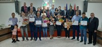 Servidores são homenageados em Sessão Solene